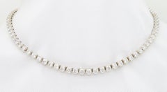 Collier tennis en or blanc 14 carats avec diamants 15,30 ct. pt.
