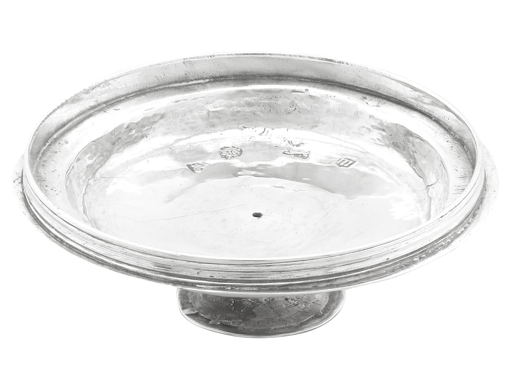 18th Century and Earlier 1500s Elizabethan Sterling Silver Communion Chalice and Paten For Sale