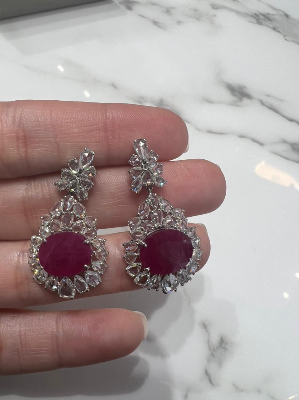15.01cts Rose Cut Diamond Ruby 18K Gold Earrings In New Condition In Miami, FL