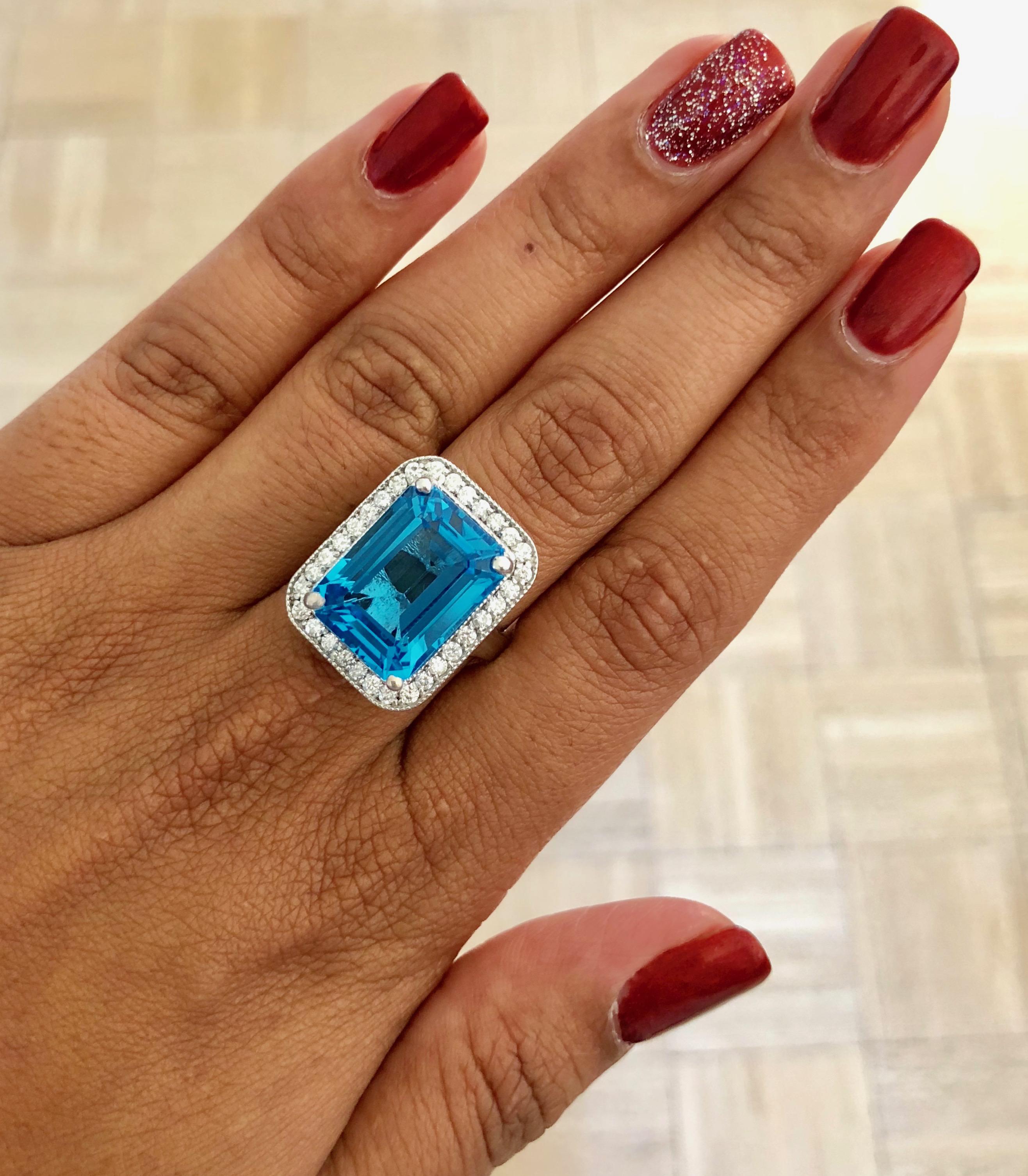 15.05 Carat Blue Topaz Diamond 14 Karat White Gold Cocktail Ring In New Condition For Sale In Los Angeles, CA