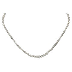 15.05 Carat Round Brilliant H-I I1 Diamond 14 Karat White Gold Riviera Necklace