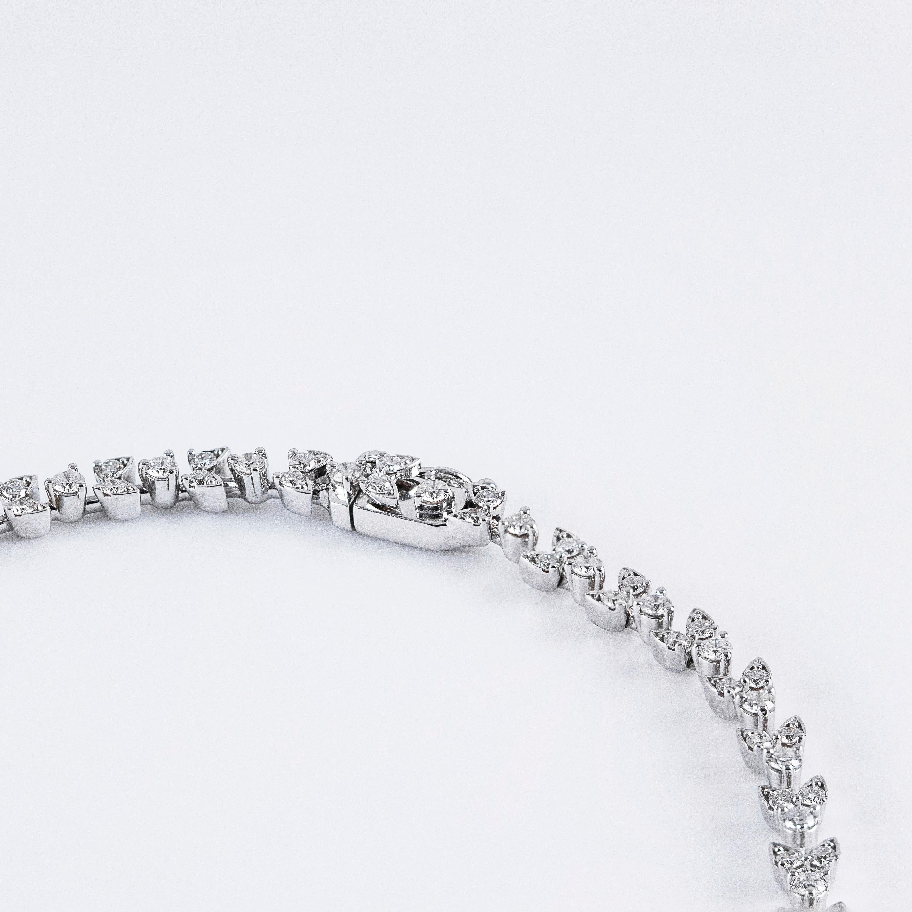 15.08 Carat Diamond White Gold Necklace In New Condition In New York, NY
