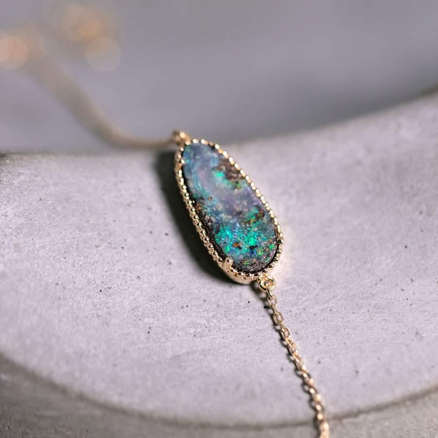 Arts and Crafts 2.68 ct Australian Boulder Opal Bracelet in 18K Yellow Gold For Sale