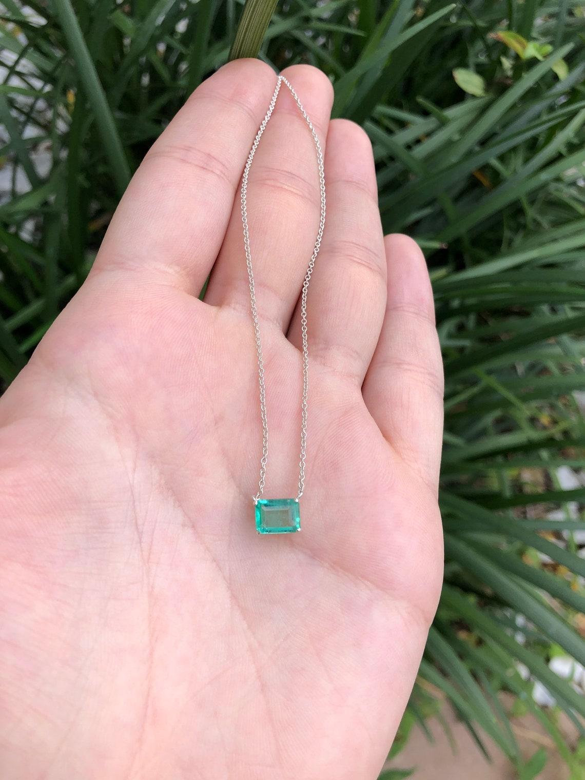Women's 1.50ct .925 Silver Solitaire Emerald Necklace Natural May Birthstone Emerald For Sale