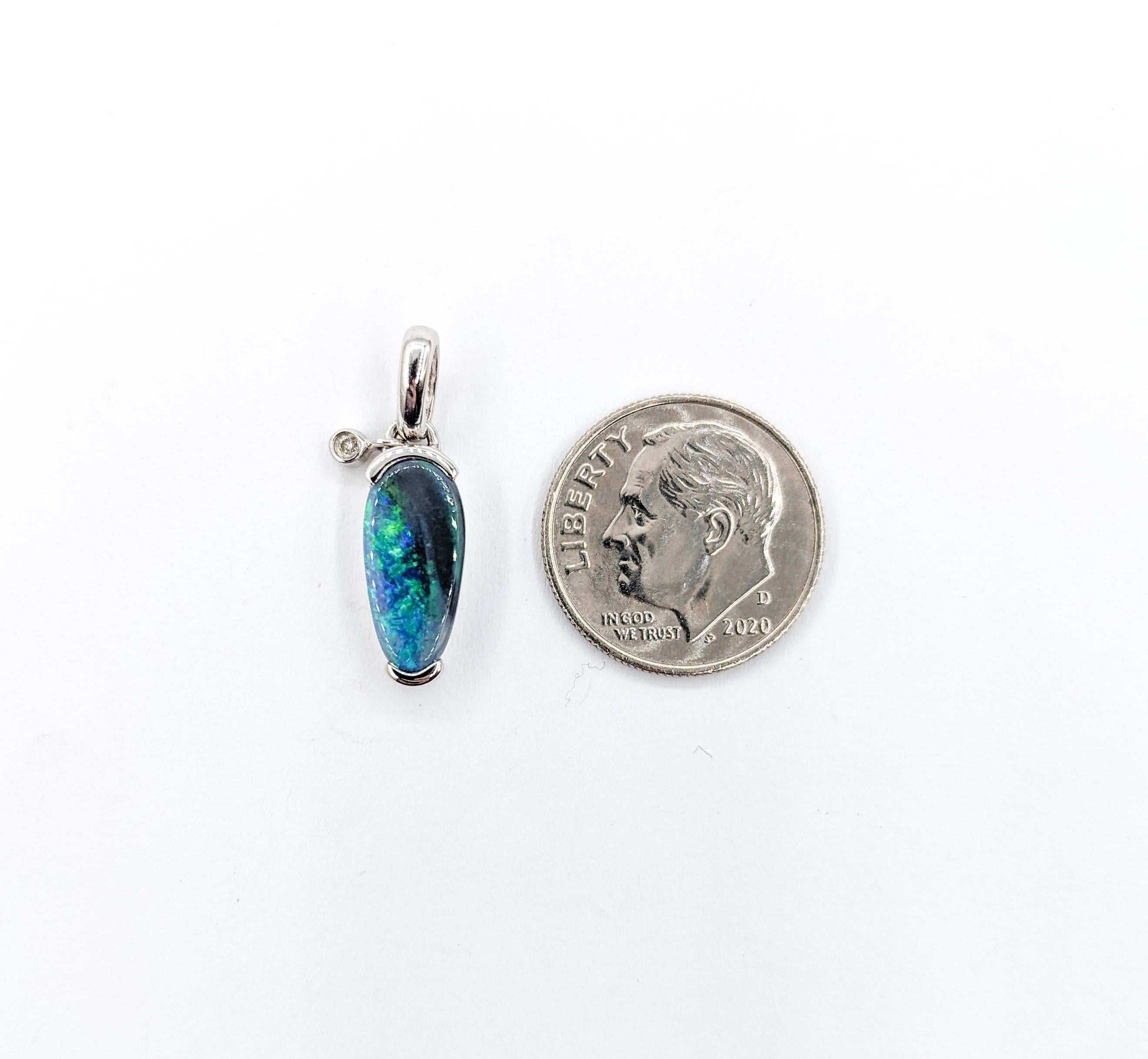 1.50ct Black Opal Pendant in White Gold For Sale 1