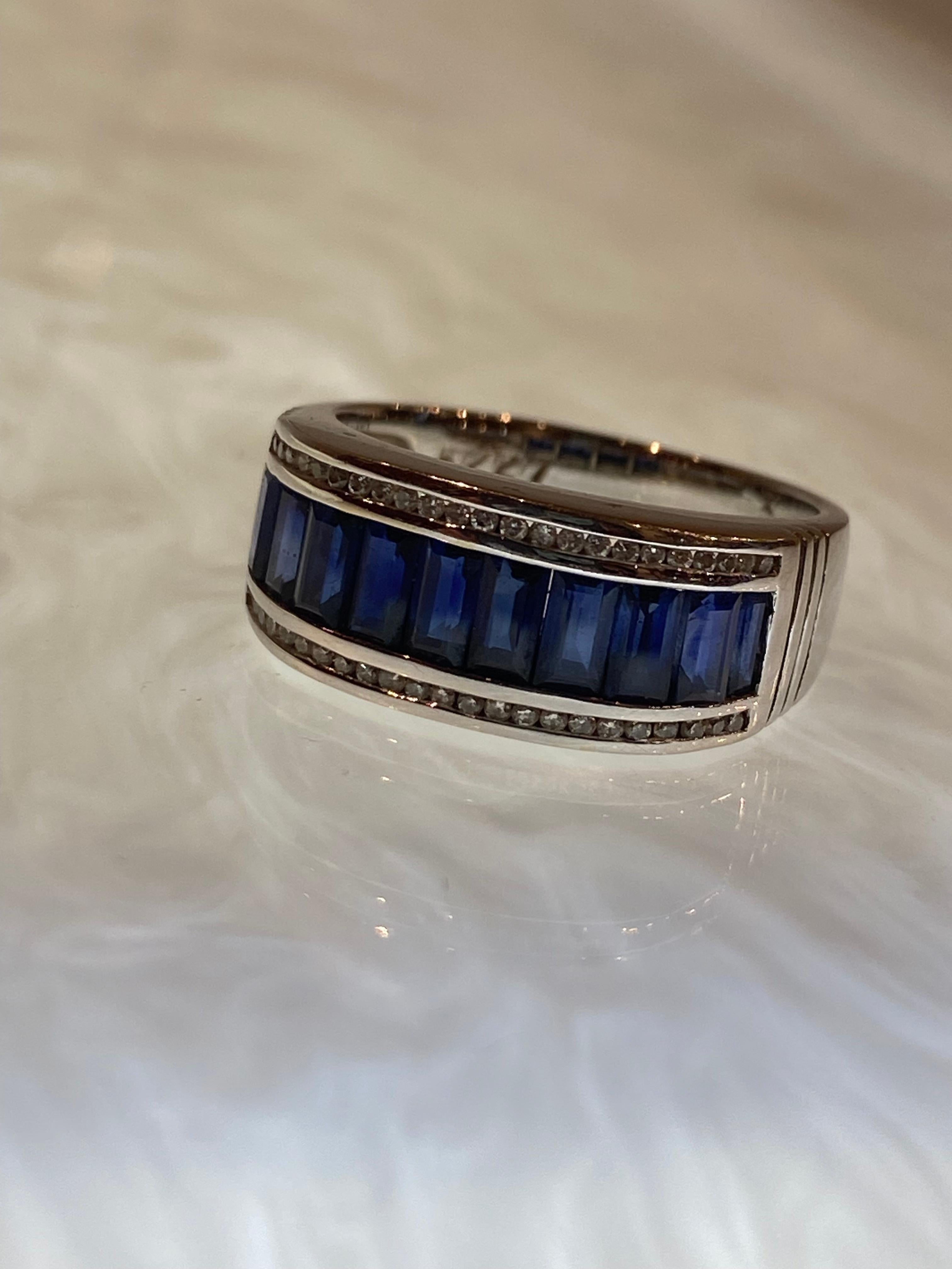 1.50ct Ceylon Baguette Sapphire & Diamond Cluster Band in 18K White Gold In Excellent Condition For Sale In MELBOURNE, AU