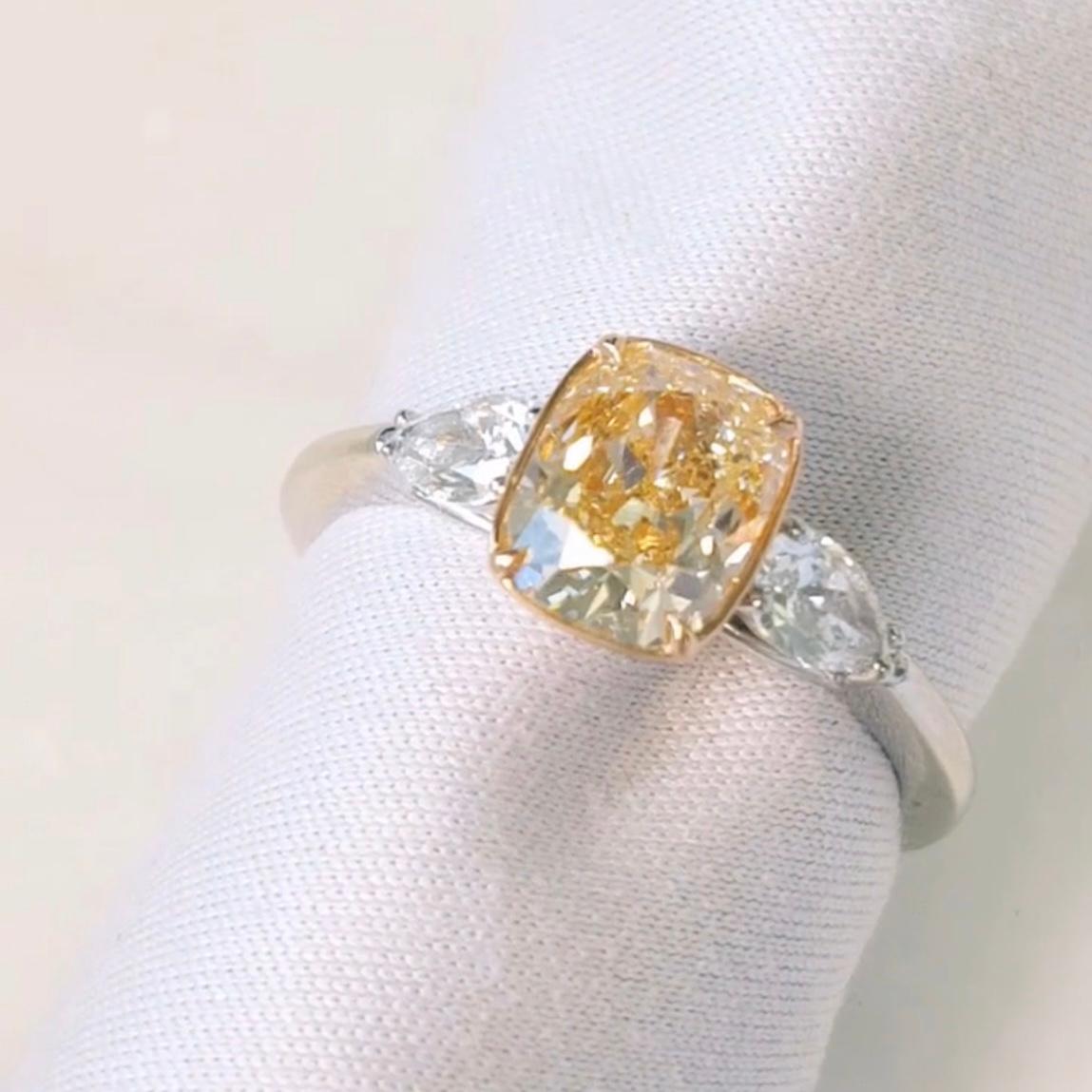 1.50ct. Cushion Natural Fancy Yellow-Orange Diamond Engagement Ring, GIA Report. In New Condition For Sale In New York, NY