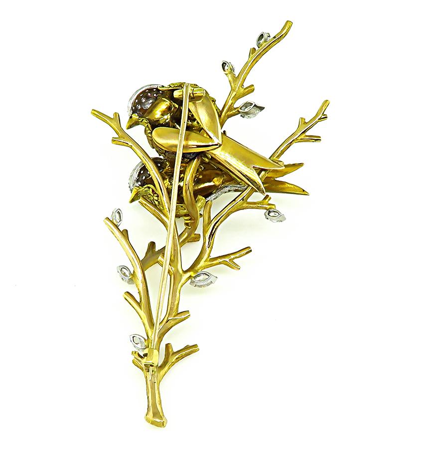 1.50ct Diamond Yellow Gold and Platinum Bird Pin In Good Condition In New York, NY