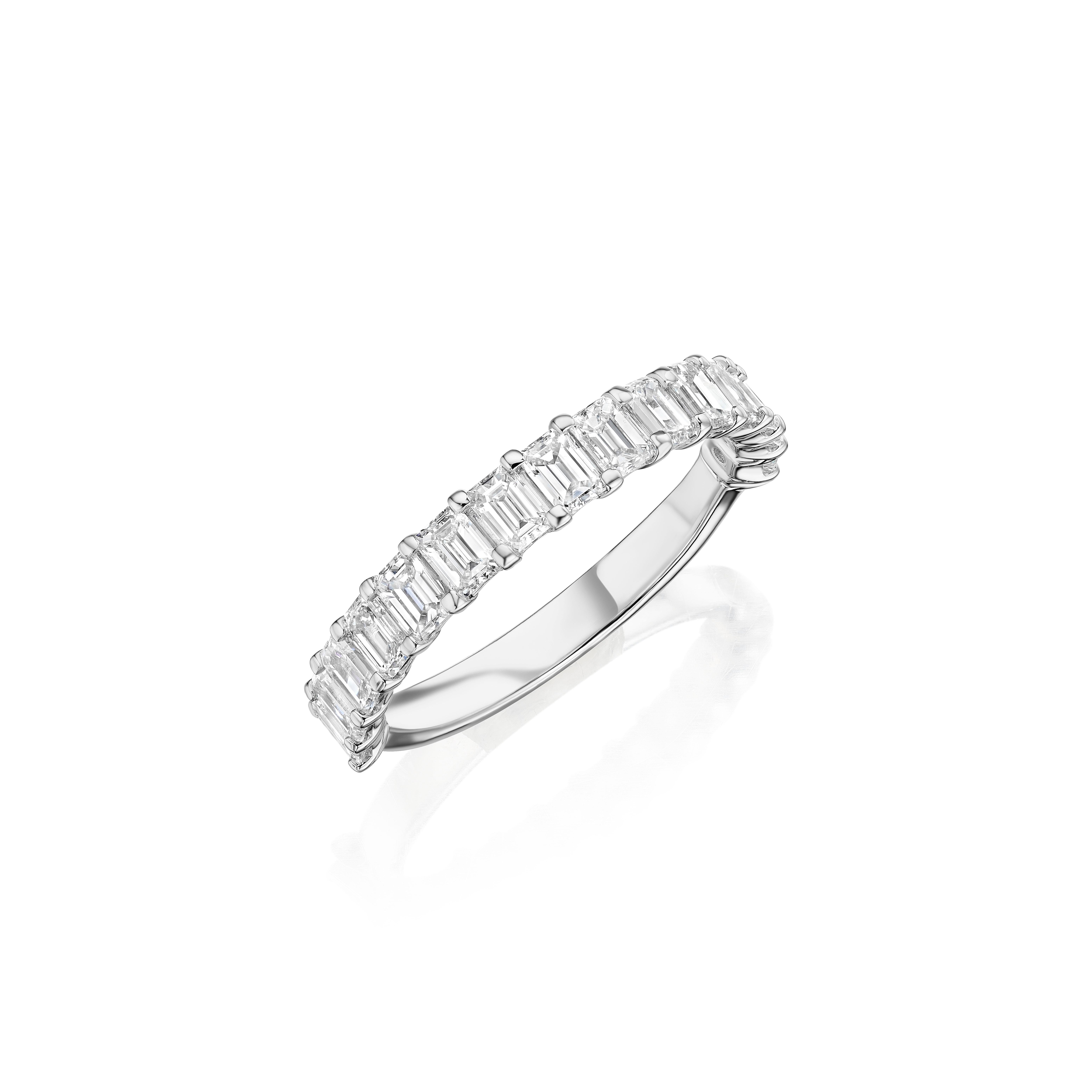Women's or Men's 1.50ct Emerald Cut Diamond Halfway Band in 18KT Gold For Sale