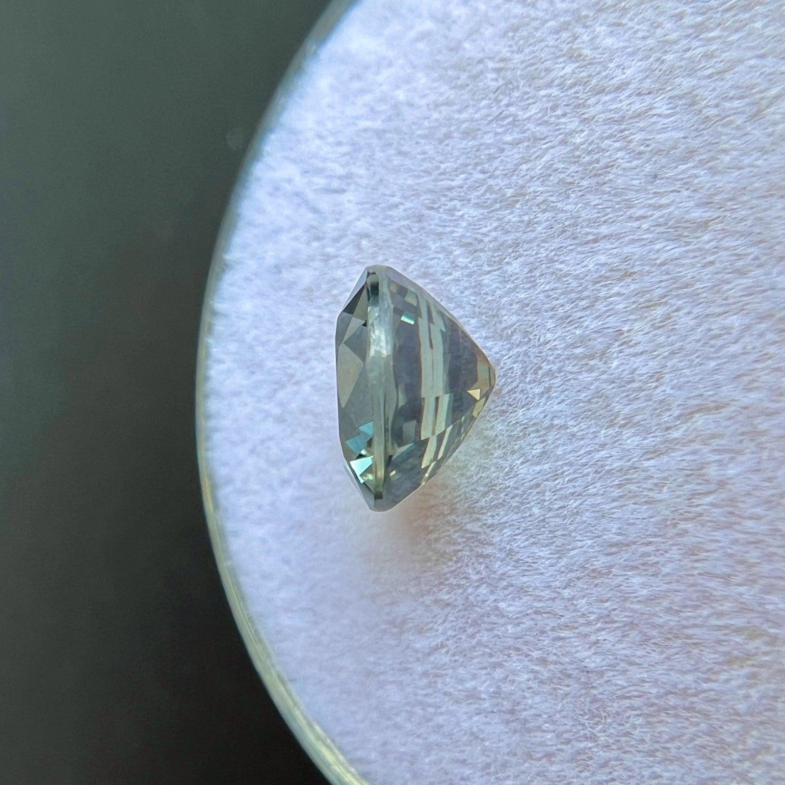 1,50 ct Zafiro amarillo verde no tratado certificado por la GIA Gema de talla oval 6,8x5,8 mm en venta 1