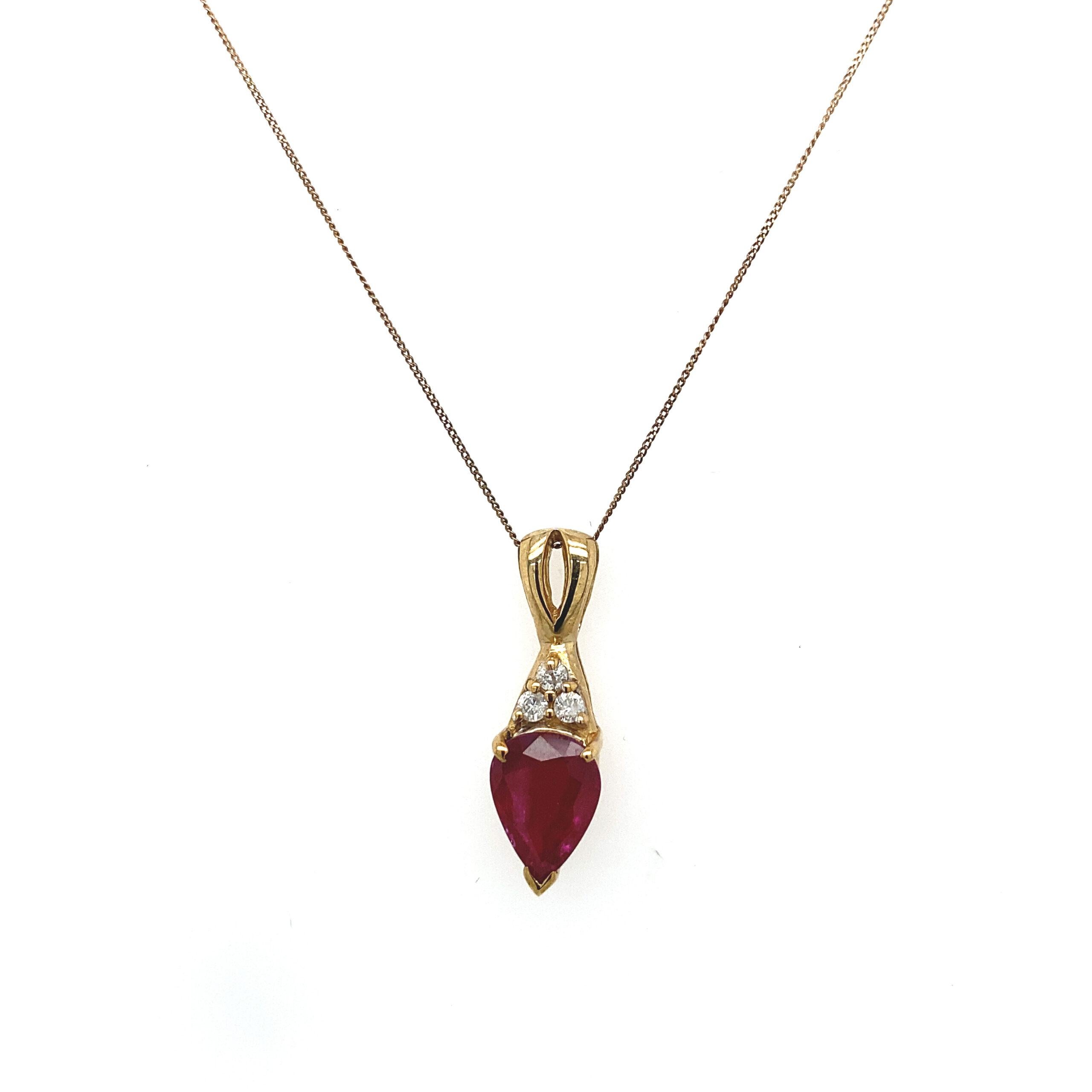 1.50ct Pear Shape Ruby, with 3 Round Brilliant Cut Diamonds on 16/18” 9ct Chain

Additional Information:
Total Diamond Weight: 0.07ct
Diamond Colour: G/H
Diamond Clarity: Si
Total Weight: 3g
Pendant Size: Length 23mm x Width 7mm
SMS4547
