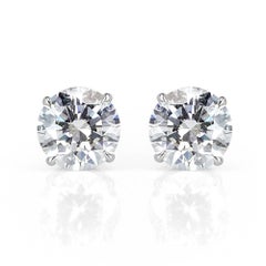 1.50ct Round Brilliant Cut Diamond Stud Earrings in 18K White Gold