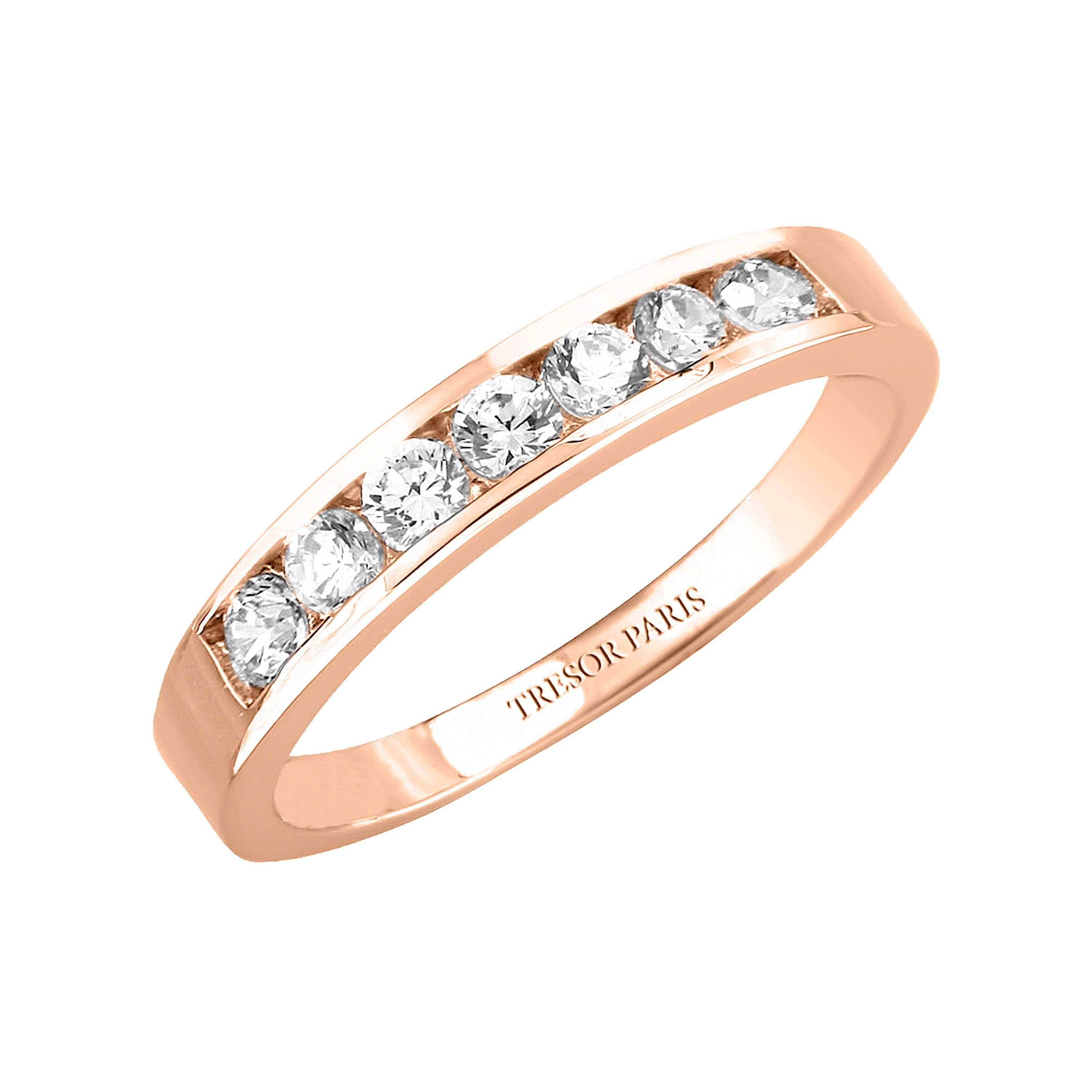 Anillo de media alianza de oro rosa de 18 quilates con diamantes de 1,50 quilates engastados en canal