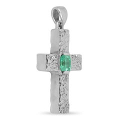 1.50ct SS Asscher Cut Colombian Emerald Religious Intricate Cross Pendant Unisex