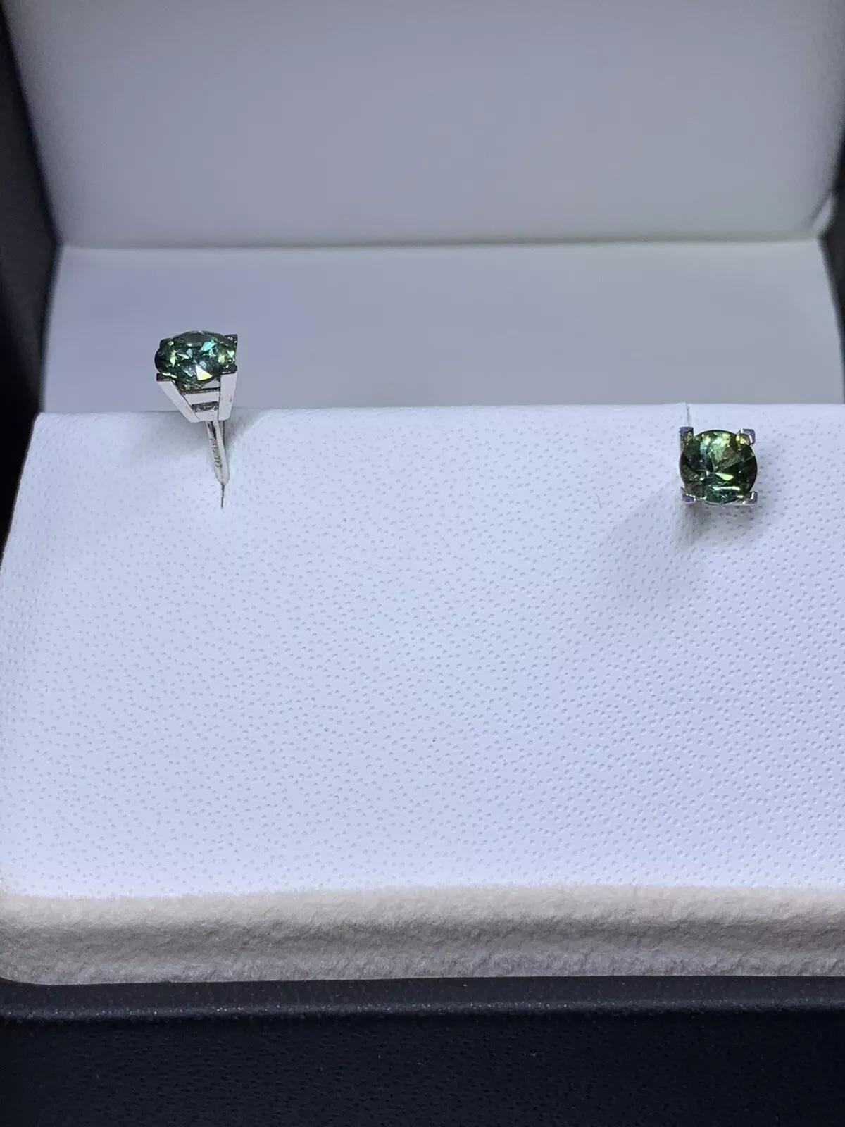 1.50ct Teal Sapphire Studs Earrings 18ct White Gold. For Sale 1