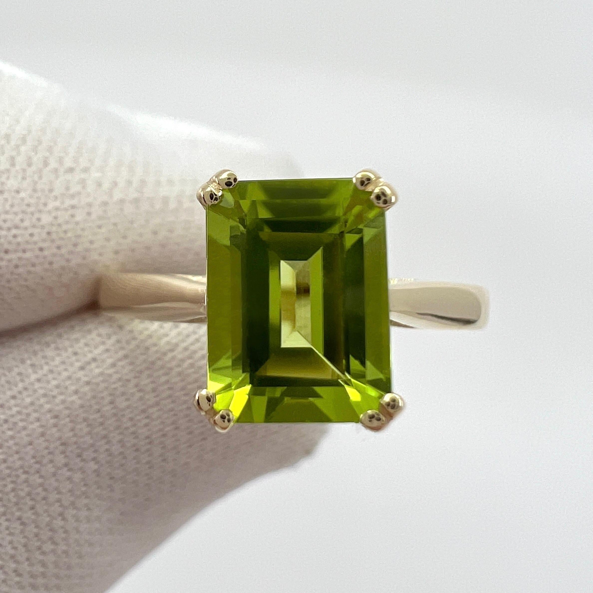 1.50ct Vivid Green Peridot Emerald Octagonal Cut 9k Yellow Gold Solitaire Ring For Sale 2