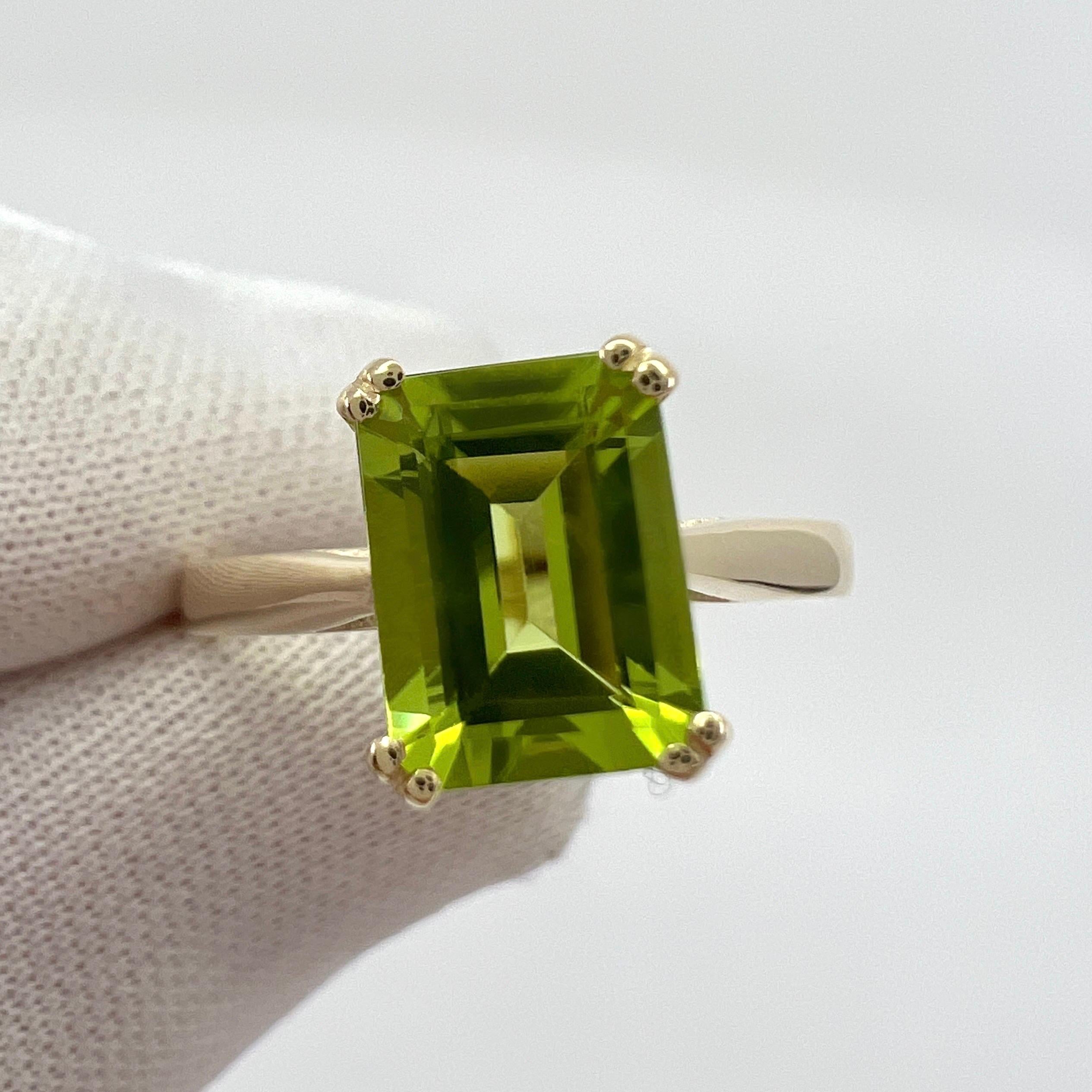1.50ct Vivid Green Peridot Emerald Octagonal Cut 9k Yellow Gold Solitaire Ring For Sale 3