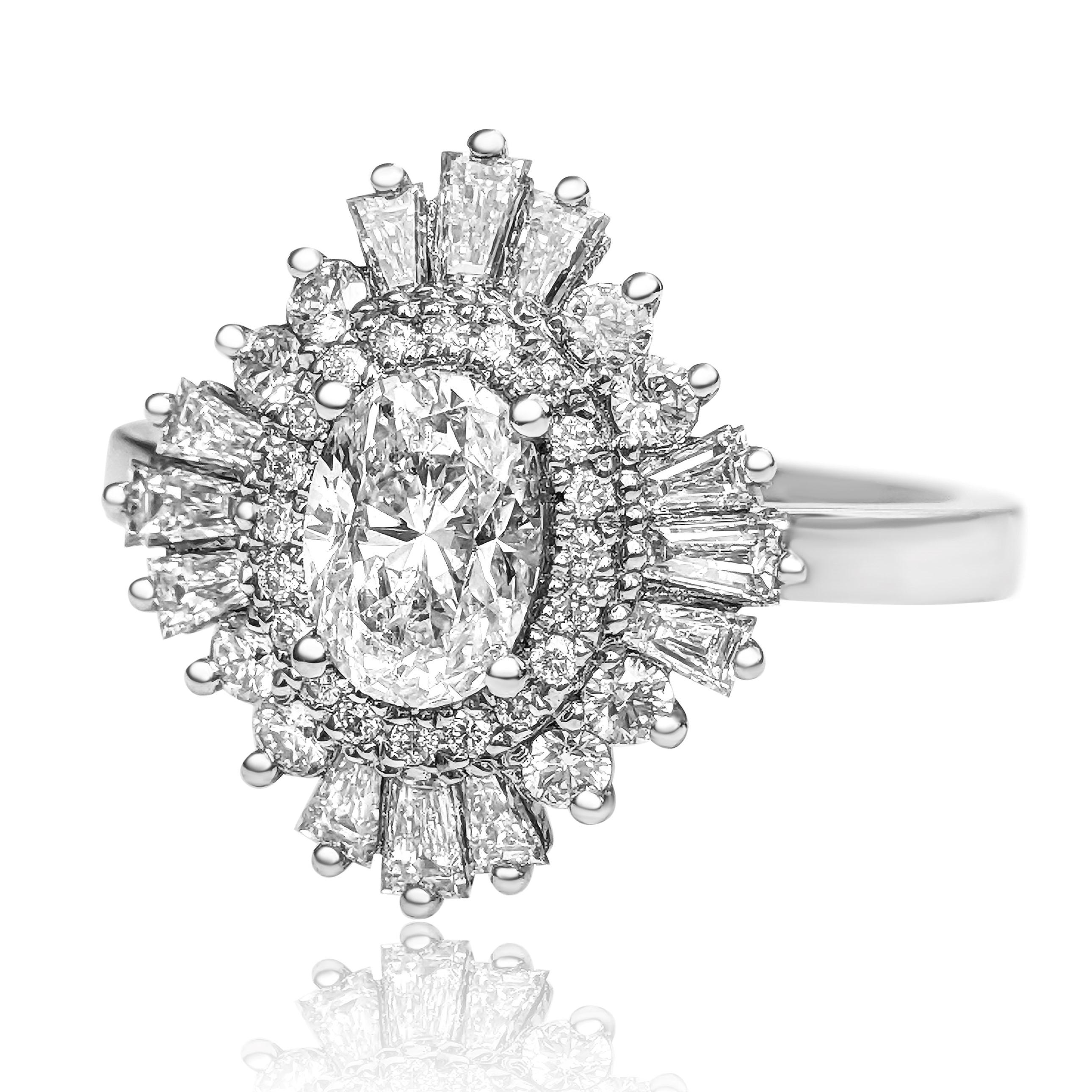 Women's NO RESERVE - 1.50cttw Diamond Ballerina Halo, 14k White Gold Ring