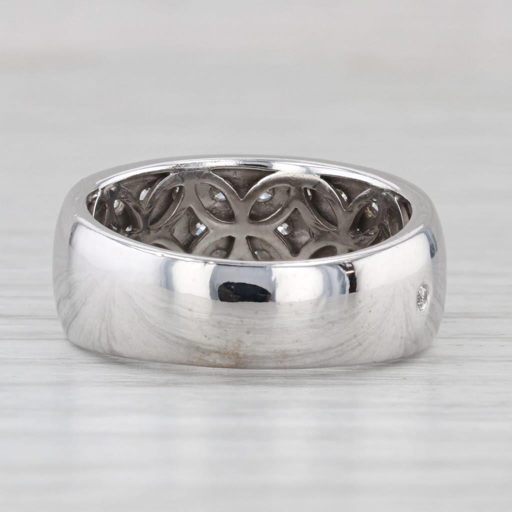 Taille ronde 1.50ctw Pave Diamond Cluster Ring 14k White Gold Size 7 Band Caro74 en vente
