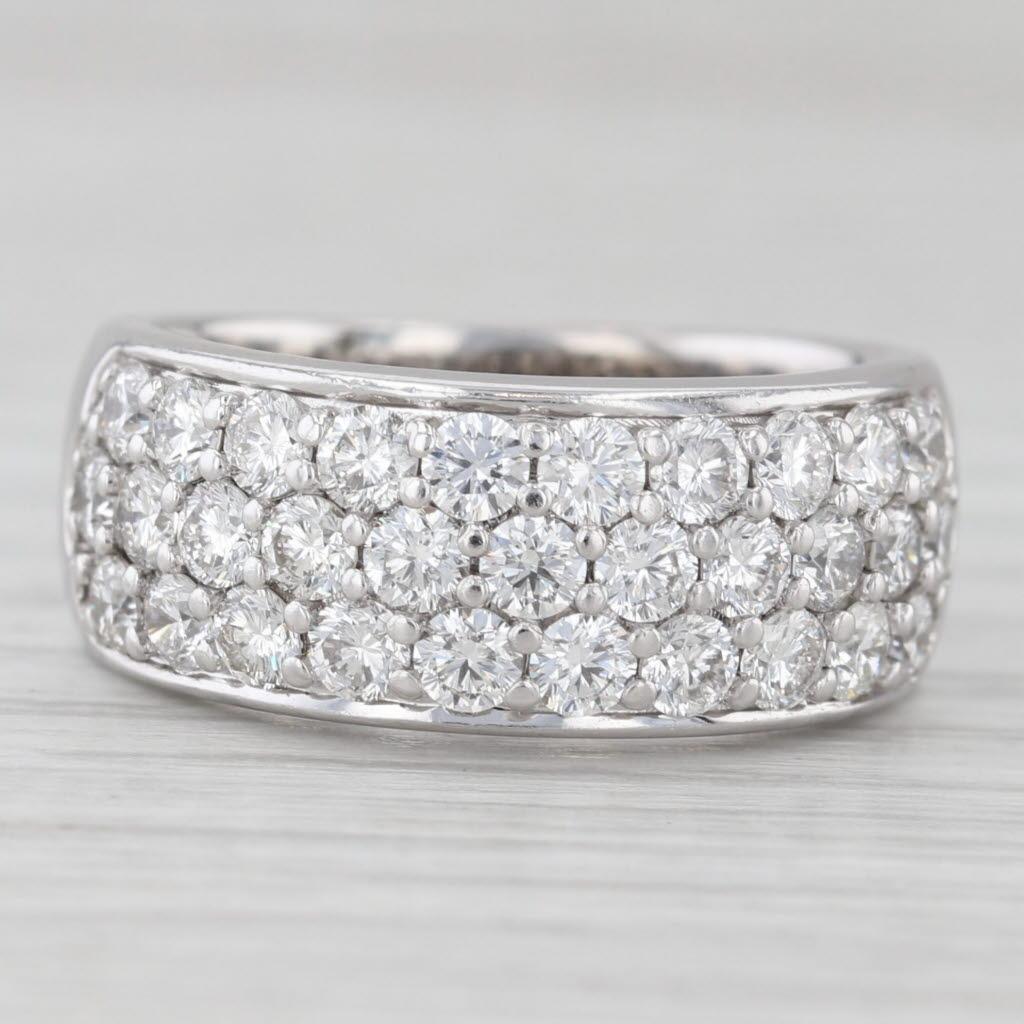1.50ctw Pave Diamond Cluster Ring 14k White Gold Size 7 Band Caro74 Bon état - En vente à McLeansville, NC