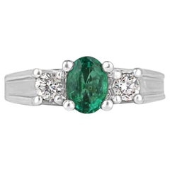 1.50tcw 14K Emeraude ovale & Diamant Bague trois pierres - Lush Green 585 White Gold