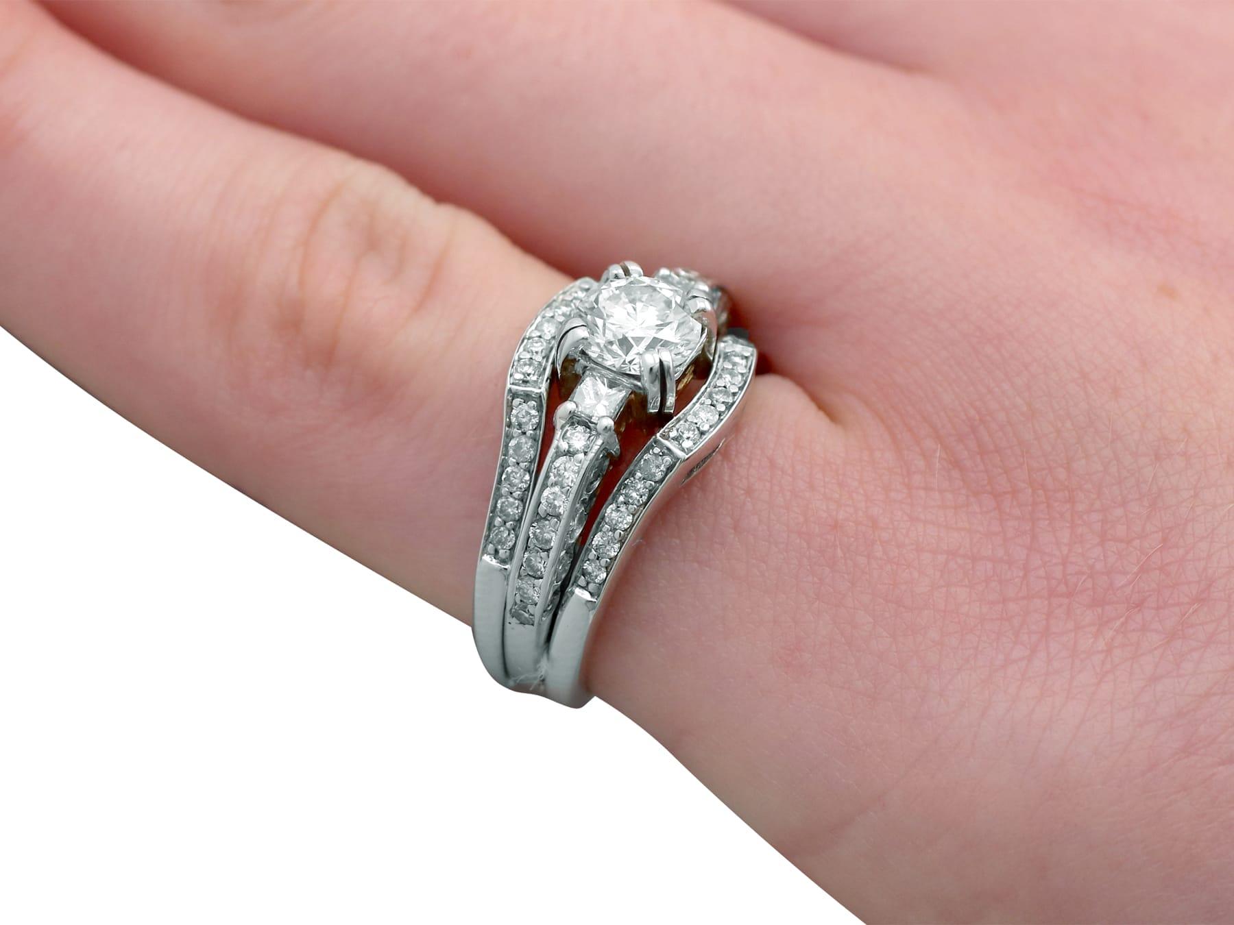 Women's or Men's Vintage 1.51 Carat Diamond and White Gold Cocktail Ring For Sale