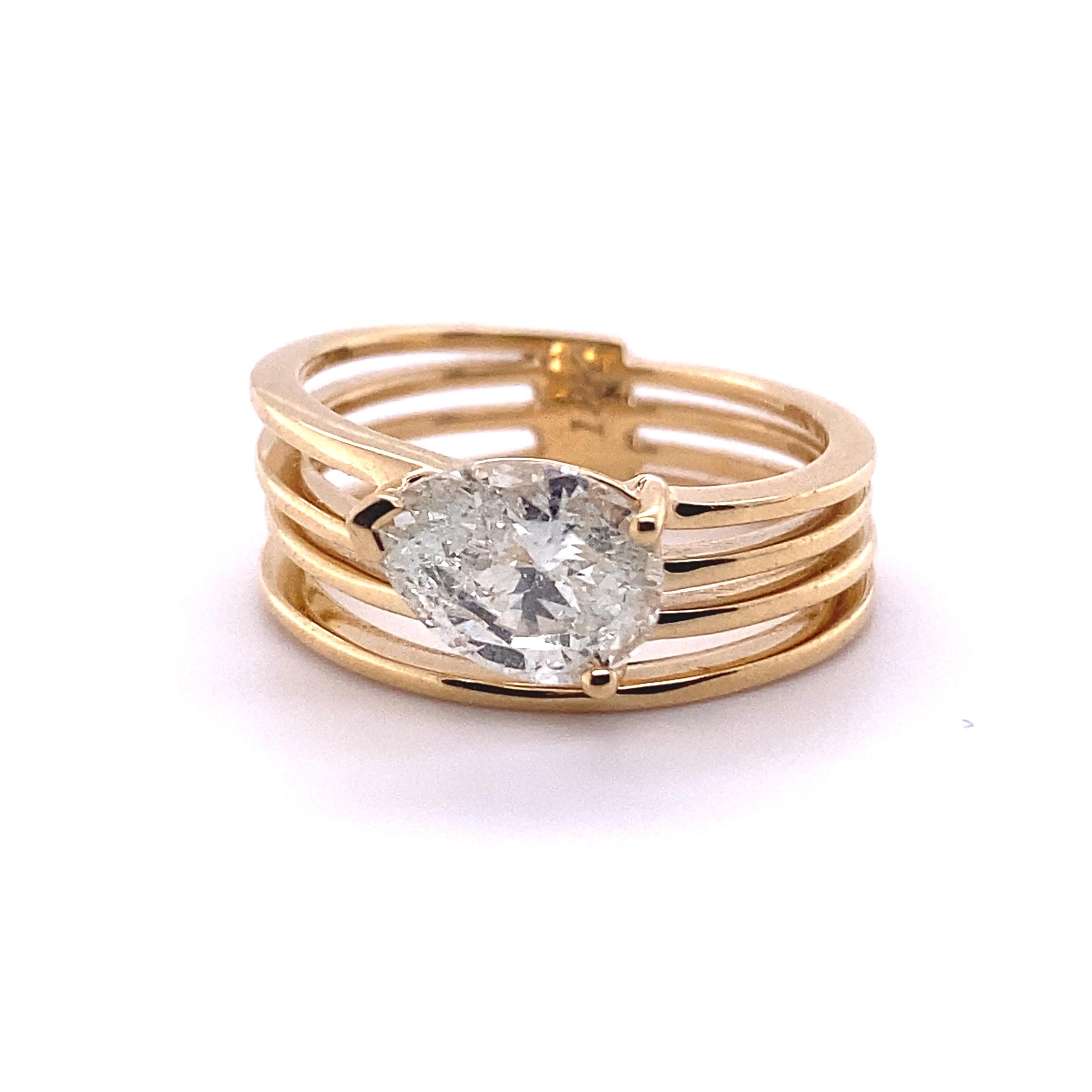 Women's 1.51 Carat Pear Diamond Ring For Sale