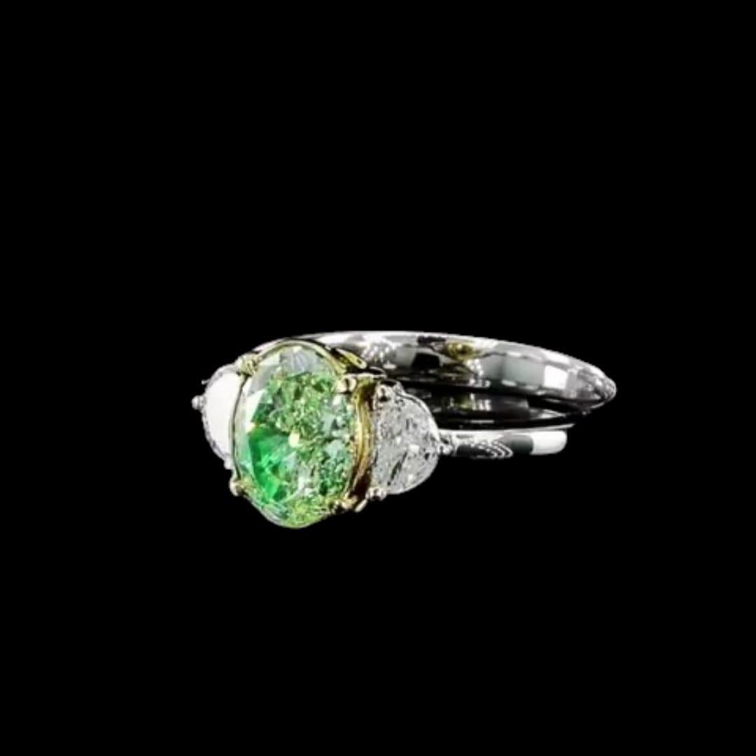 Oval Cut 1.51 Carat Fancy Light Green Diamond Ring VS Clarity AGL Certified For Sale