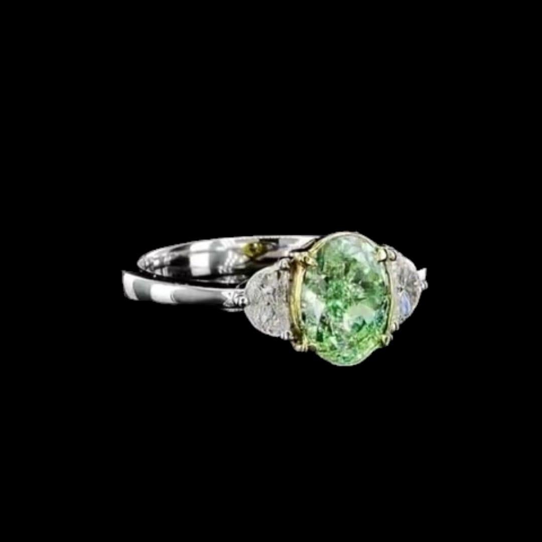 1.51 Carat Fancy Light Green Diamond Ring VS Clarity AGL Certified In New Condition For Sale In Kowloon, HK