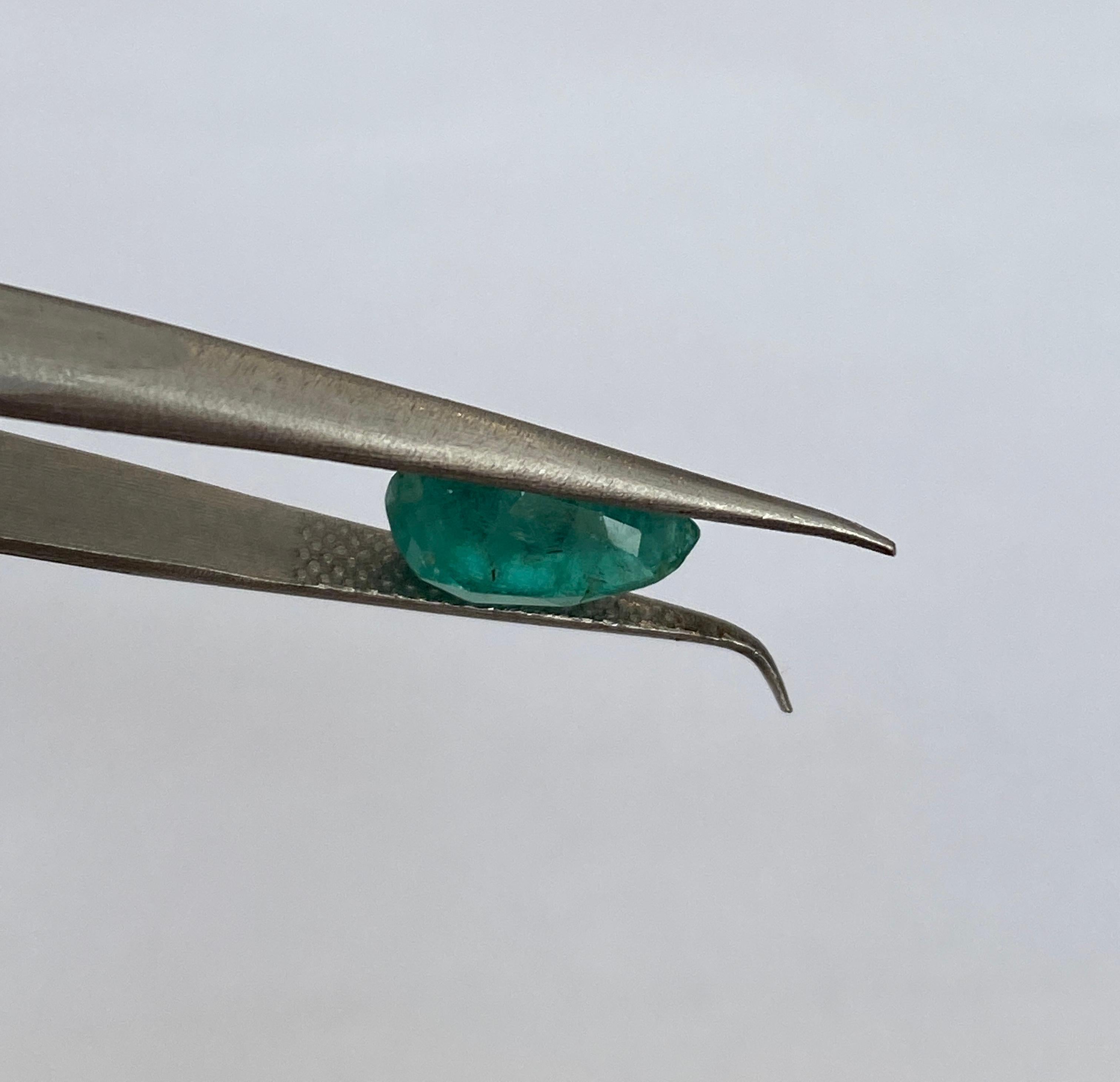 1.51 Carat Natural Loose Emerald Stone Pear Mixed Cut Gemstone In Good Condition For Sale In AMSTERDAM, NL