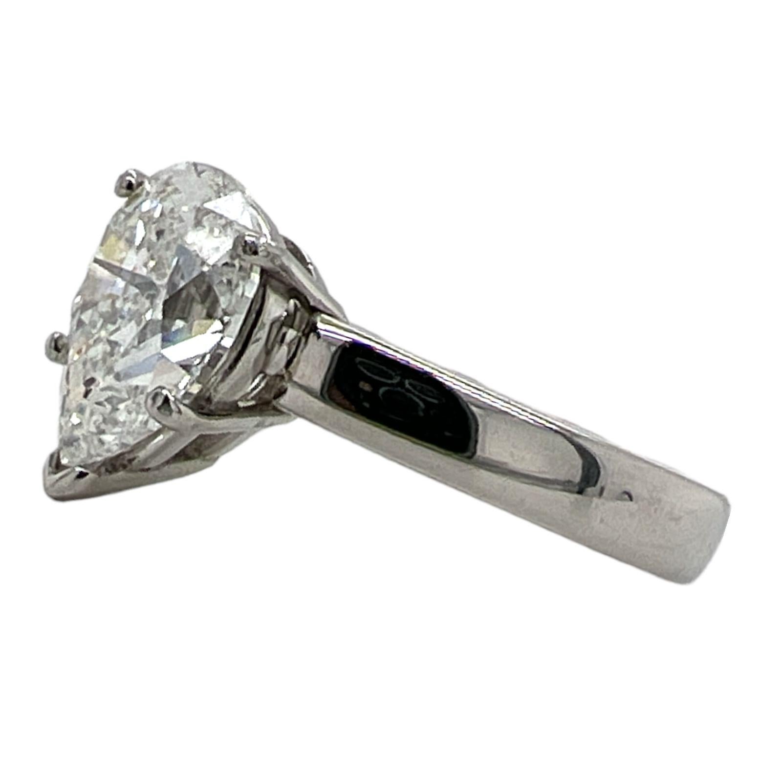 Pear Cut 1.51 Carat Pear Shape Diamond Solitaire Platinum Engagement Ring GIA G/VS2 For Sale