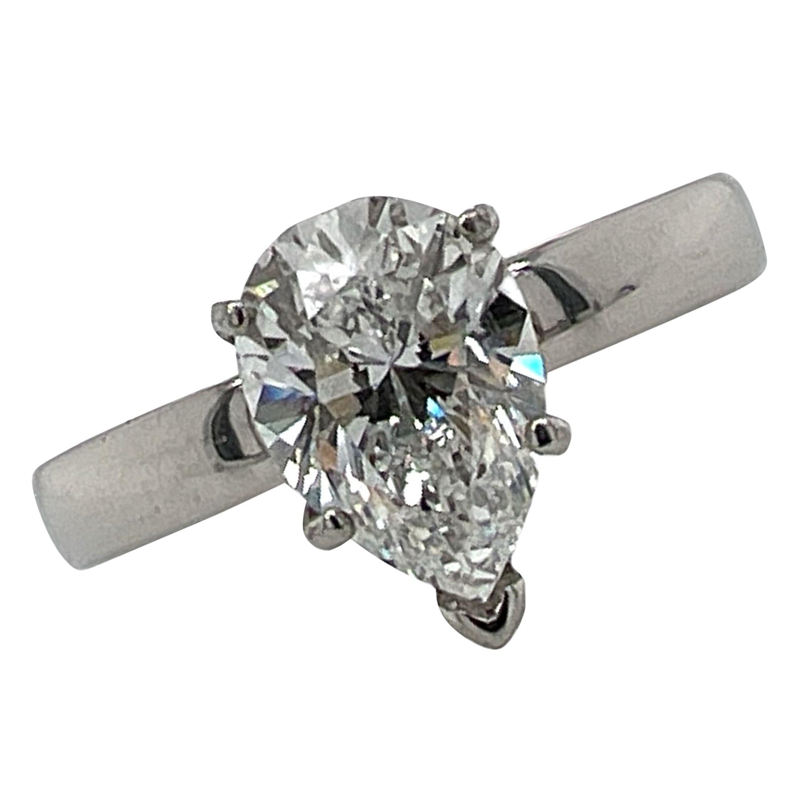 Anillo de compromiso de platino con diamante solitario en forma de pera de 1,51 quilates GIA G/VS2
