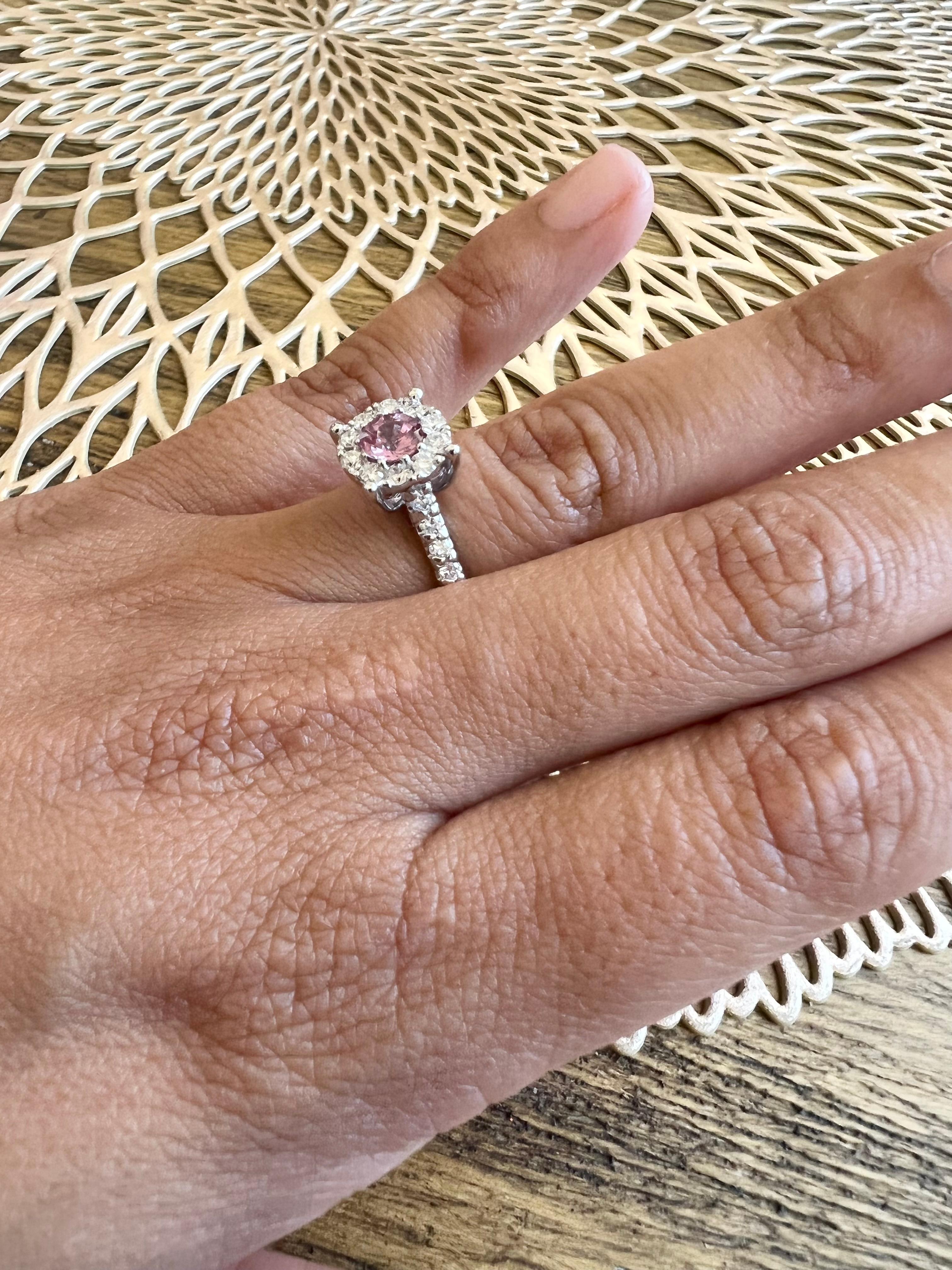 1.51 Carat Pink Sapphire Diamond 14 Karat White Gold Engagement Ring For Sale 1