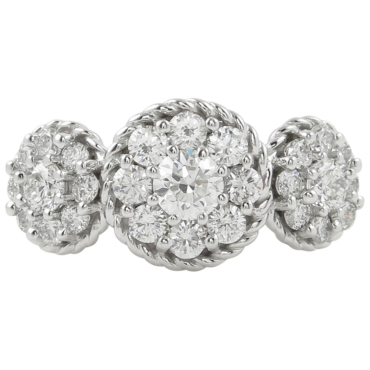 Bague de fiançailles de mariage à 3 pierres en or blanc avec diamants ronds de 1,51 carat