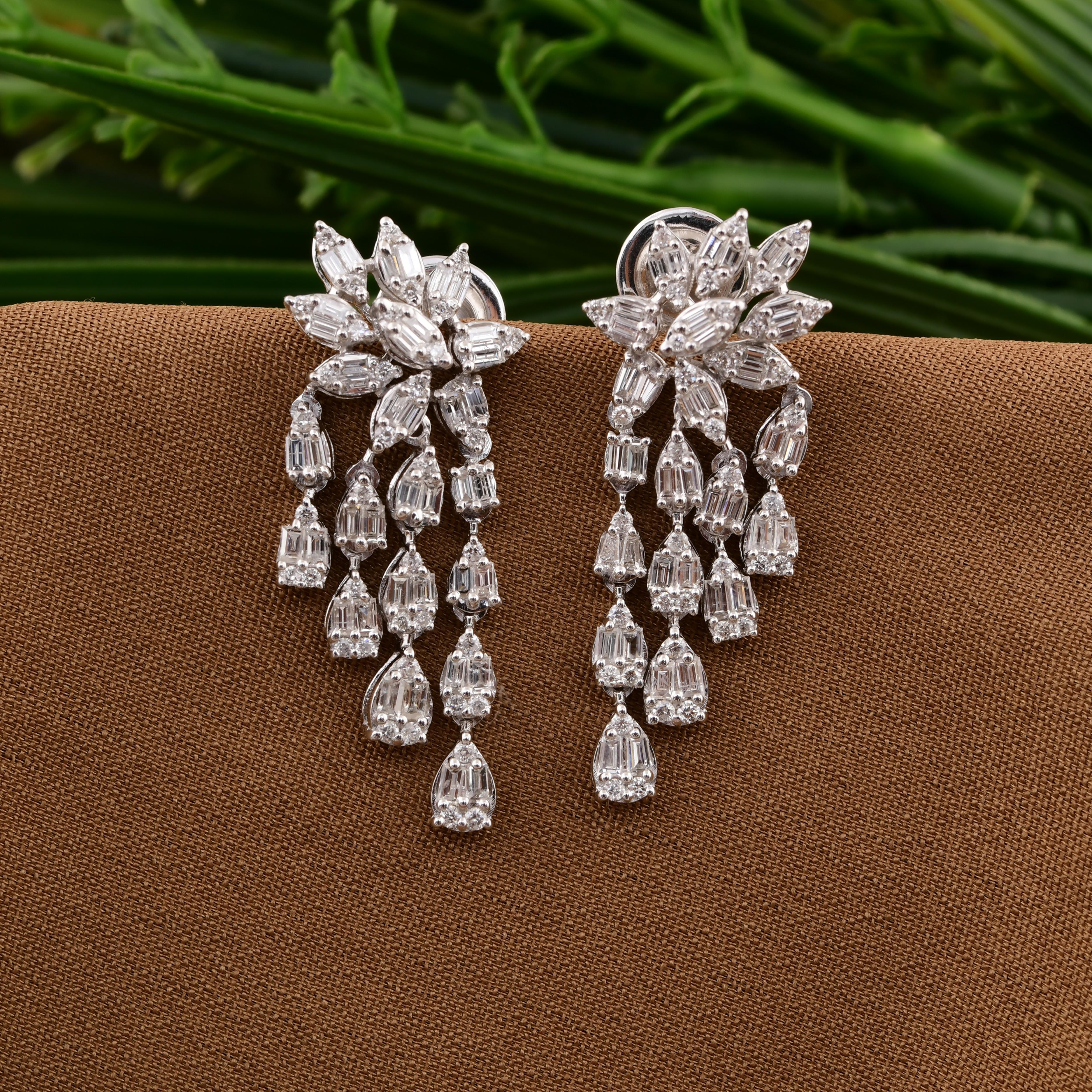 Baguette Cut 1.51 Carat SI/H Baguette Round Diamond Chandelier Earrings 18 Karat White Gold For Sale