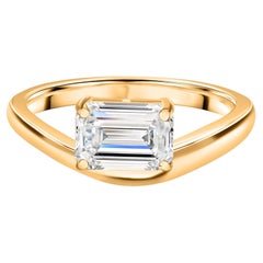 1.51 Carat SI/H Solitaire Emerald Cut Diamond 18 Karat Yellow Gold Ring