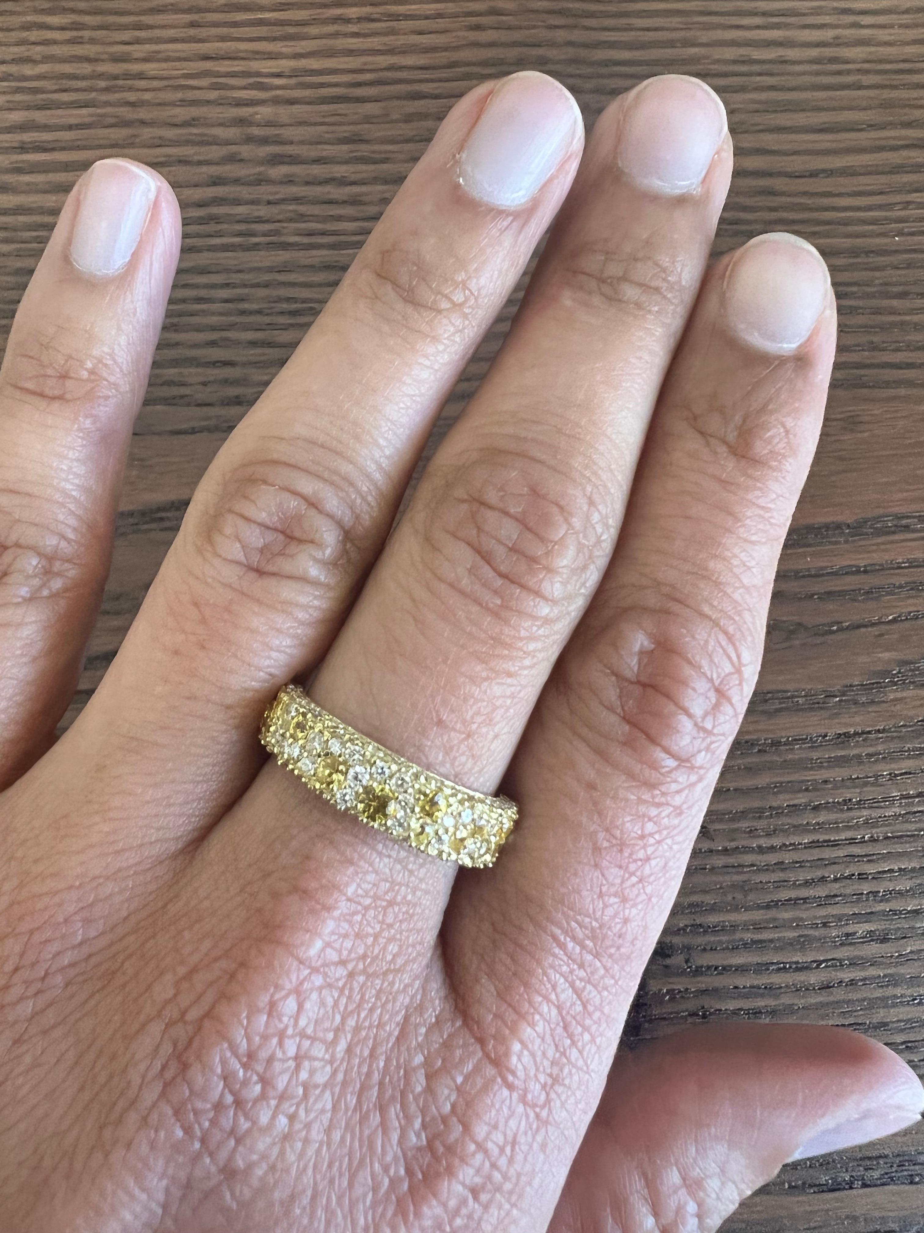 1.51 Carat Yellow Sapphire and White Diamond Yellow Gold Ladies Band For Sale 2
