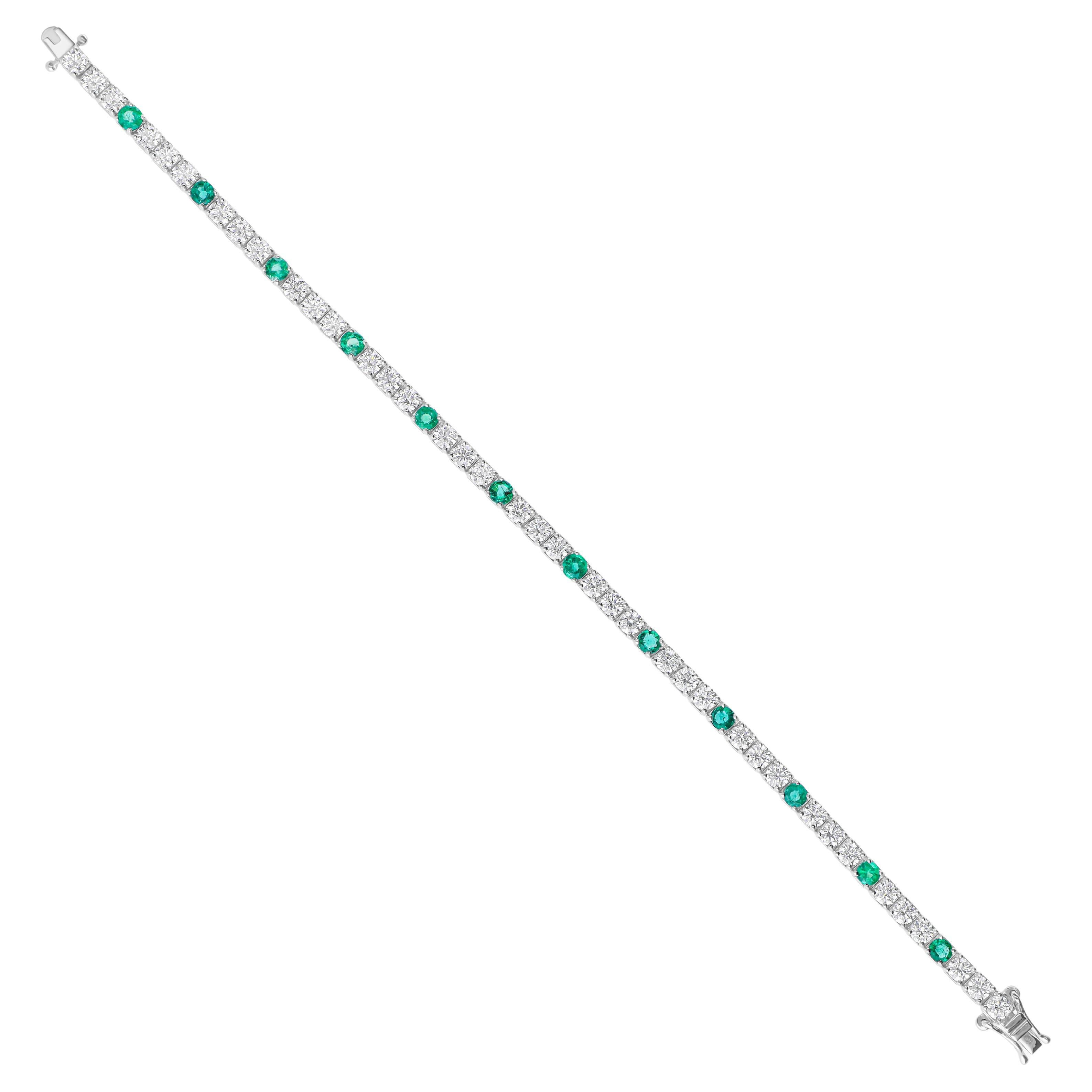 1.51 Carat Zambian Emerald 4.38 Carat SI/H Diamond Bracelet 18 Karat White Gold For Sale