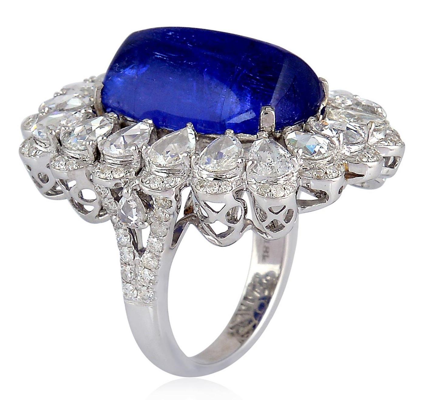 Contemporary 15.1 Carat Tanzanite Diamond Ring 14 Karat White Gold For Sale