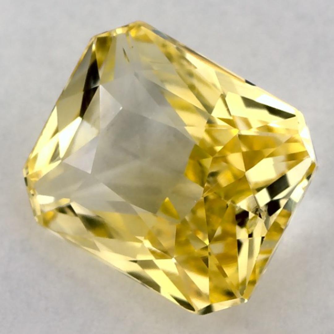 1.51 Karat Gelber Saphir Oktagon Loser Edelstein (Achteckschliff) im Angebot
