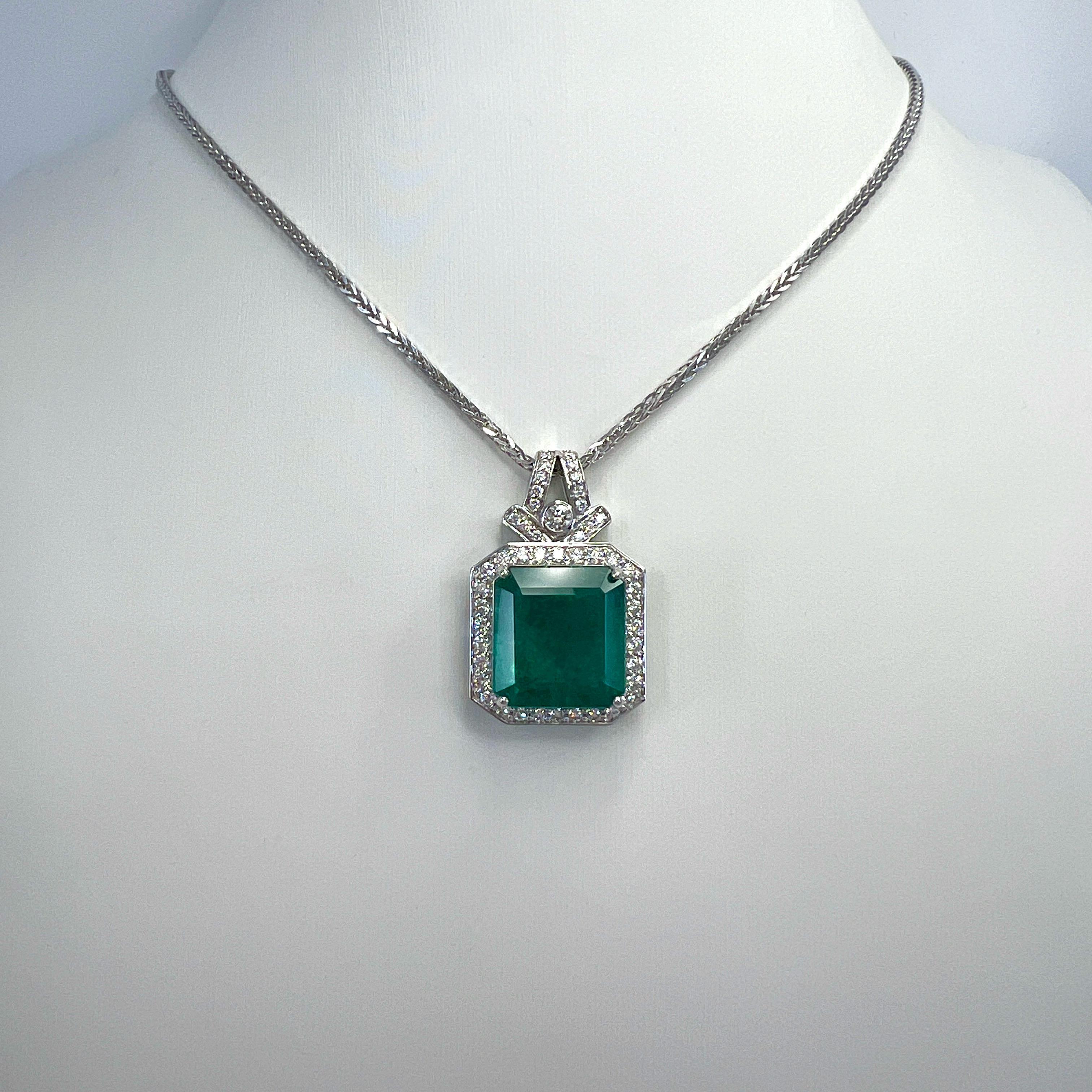 Women's or Men's 15.10ct GIA Certified Zambia Emerald & Diamond 18k White Gold Pendant Necklace For Sale