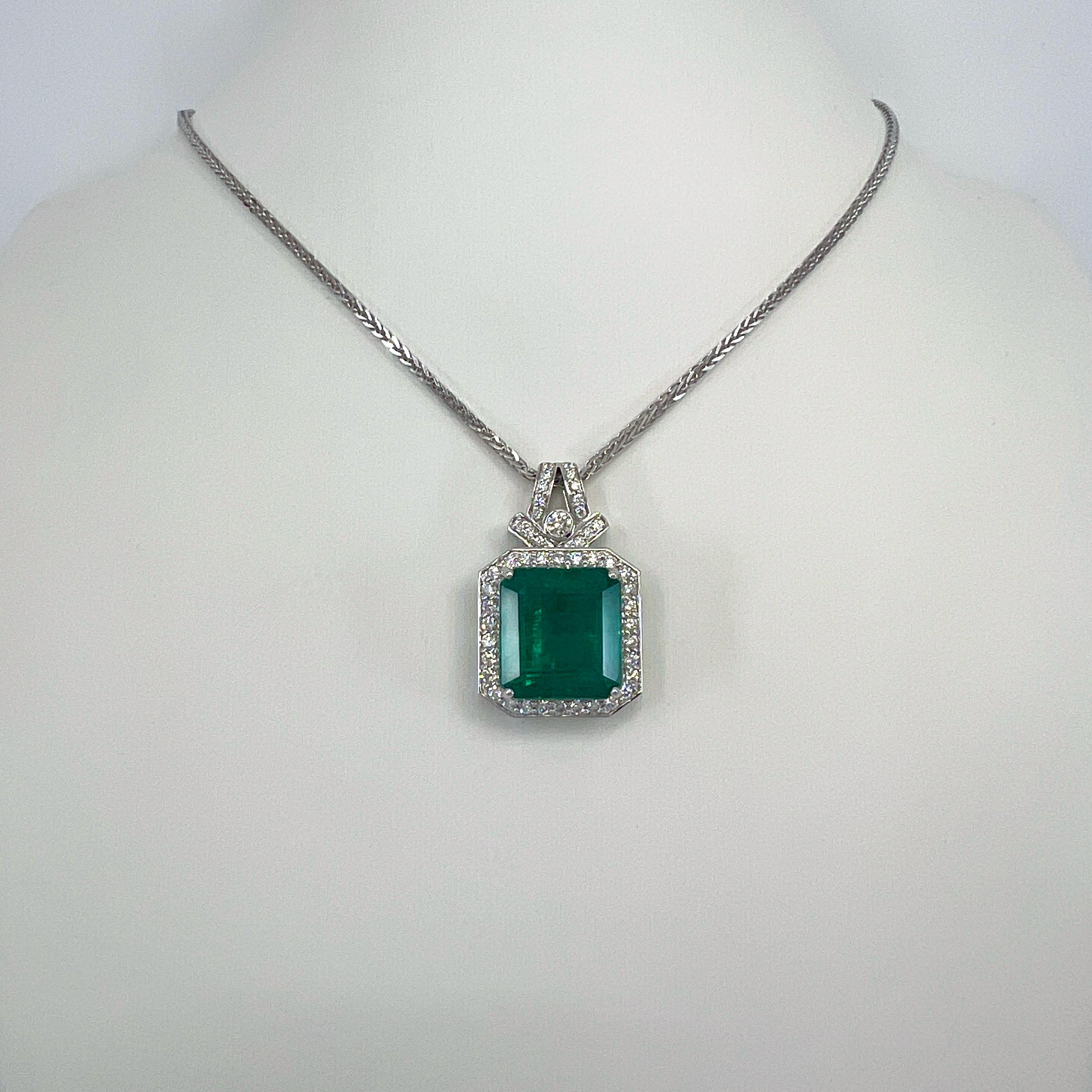 15.10ct GIA Certified Zambia Emerald & Diamond 18k White Gold Pendant Necklace For Sale 2