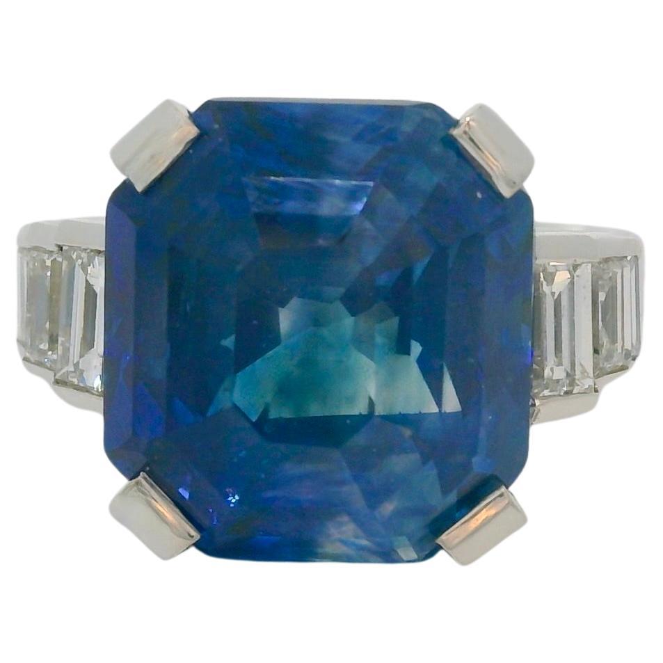 15.11 Carats Ceylon blue Sapphire and Diamond Ring