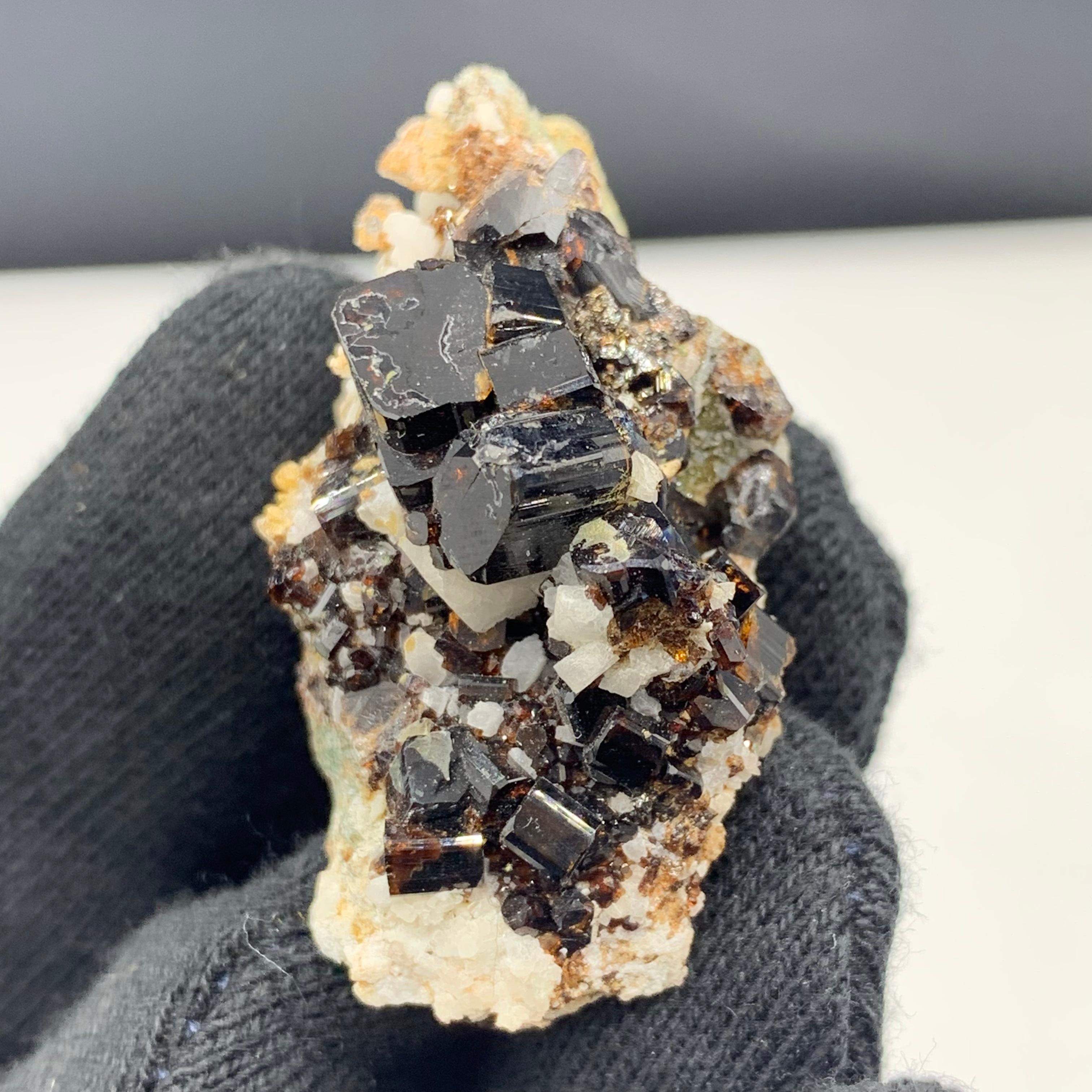 Rock Crystal 151.25 Carat Beautiful Rare Vesuvianite Specimen From Kpk, Pakistan  For Sale