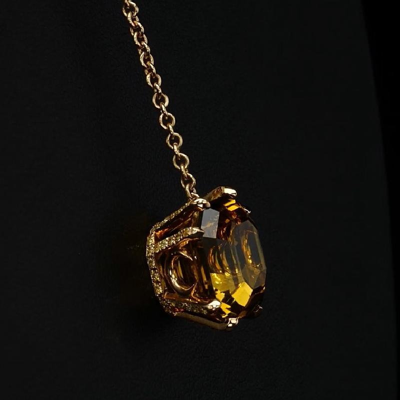 15.13 Carat Chrysoberyl and Yellow Diamond Adjustable 18K Yellow Gold Y Necklace In New Condition For Sale In Princeton, NJ