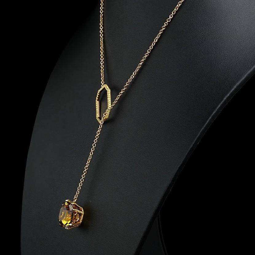 Women's 15.13 Carat Chrysoberyl and Yellow Diamond Adjustable 18K Yellow Gold Y Necklace For Sale