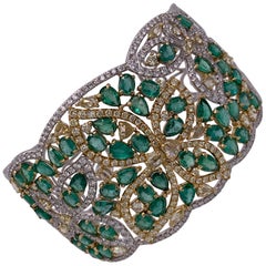 Brazalete de esmeralda natural y diamantes de 15,13 quilates