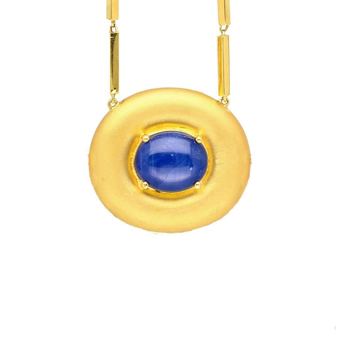 Collana con ciondolo retrò con zaffiro blu da 15,15 carati, 18 carati e 22 carati, con catena a maglie. in vendita 1