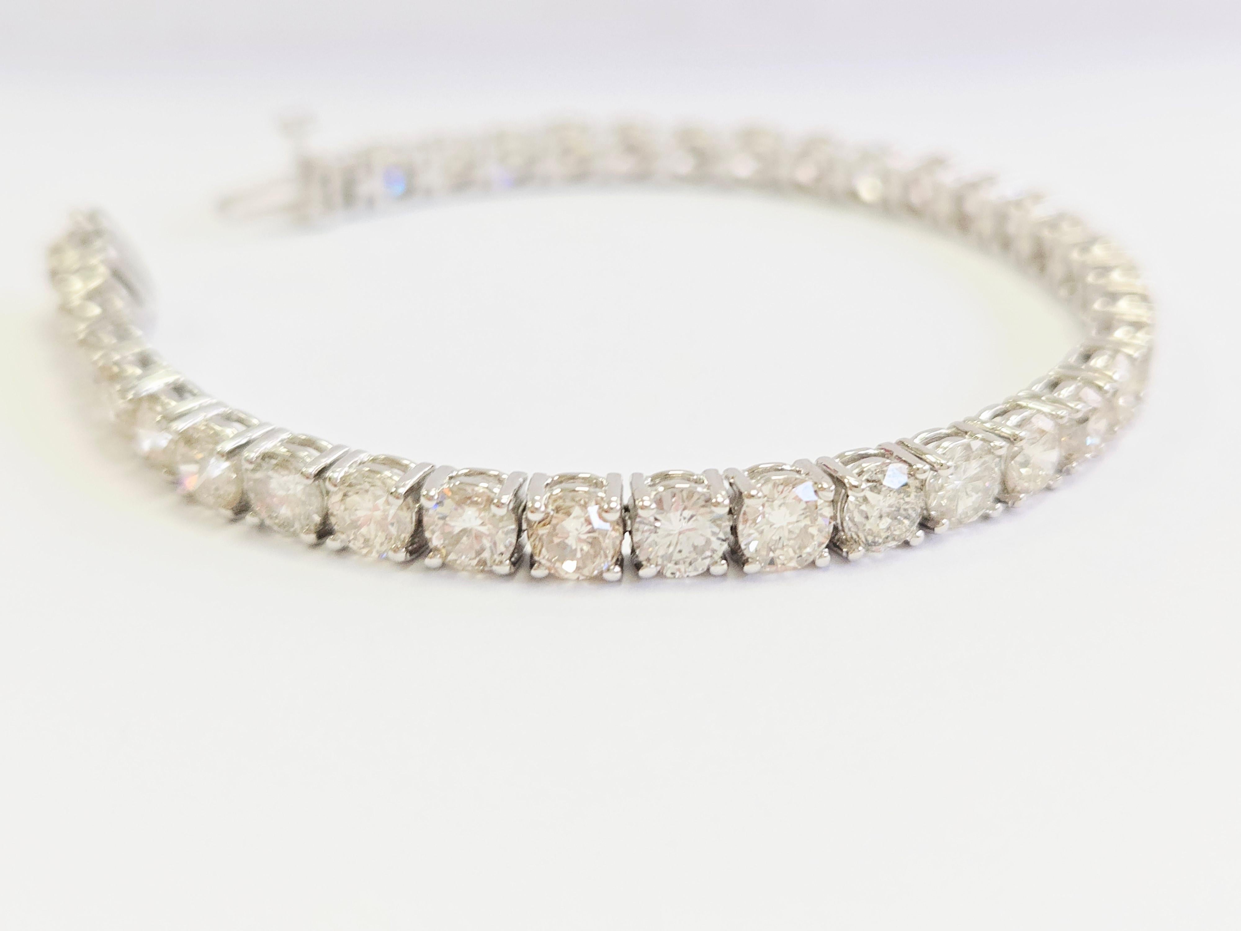 Brilliant Cut 15.15 Carat Natural Diamond Tennis Bracelet 14 Karat White Gold