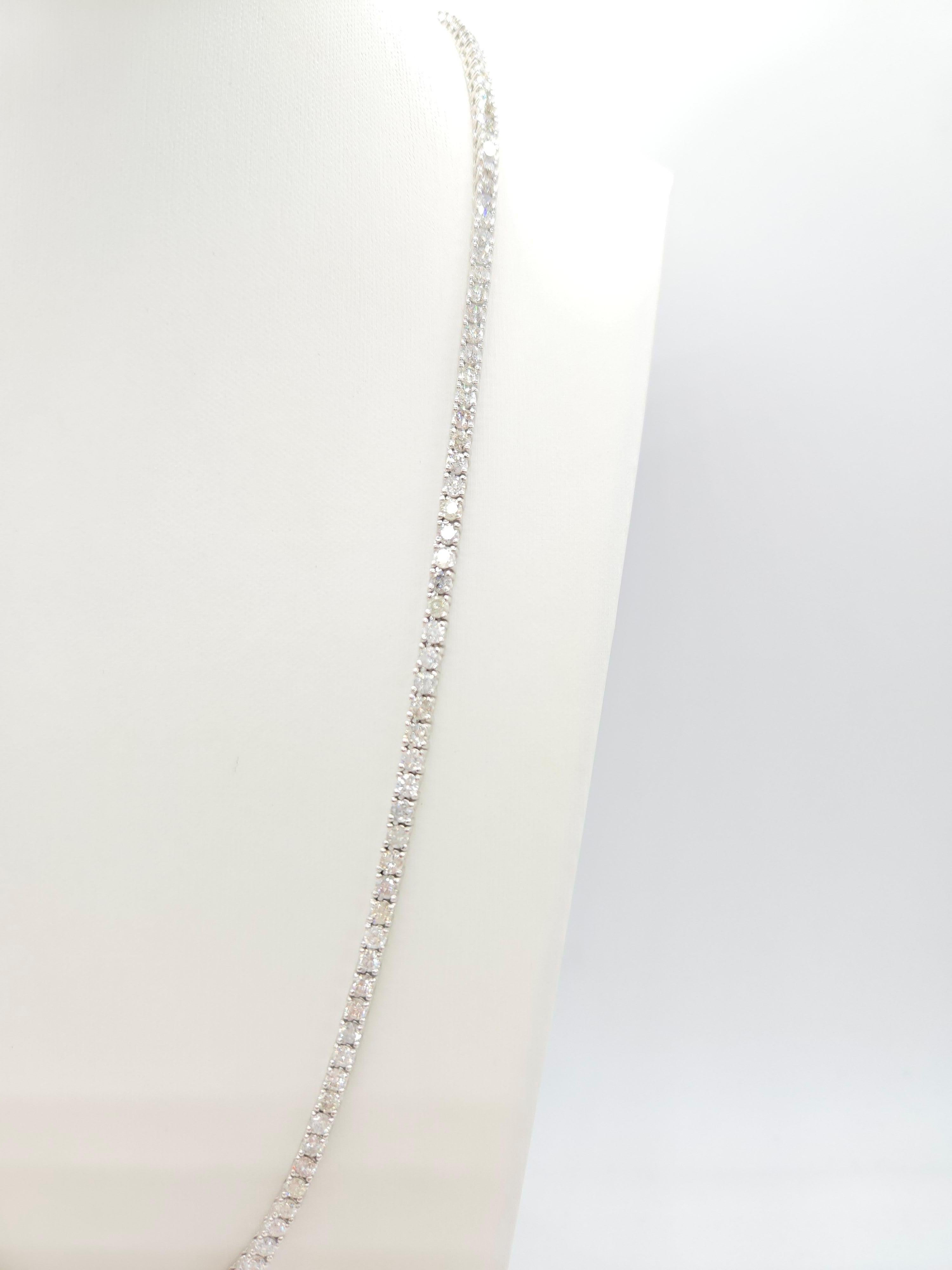15.15 Carat Round Natural Diamond Tennis Necklace 14 Karat White Gold 22'' In New Condition For Sale In Great Neck Plaza, NY